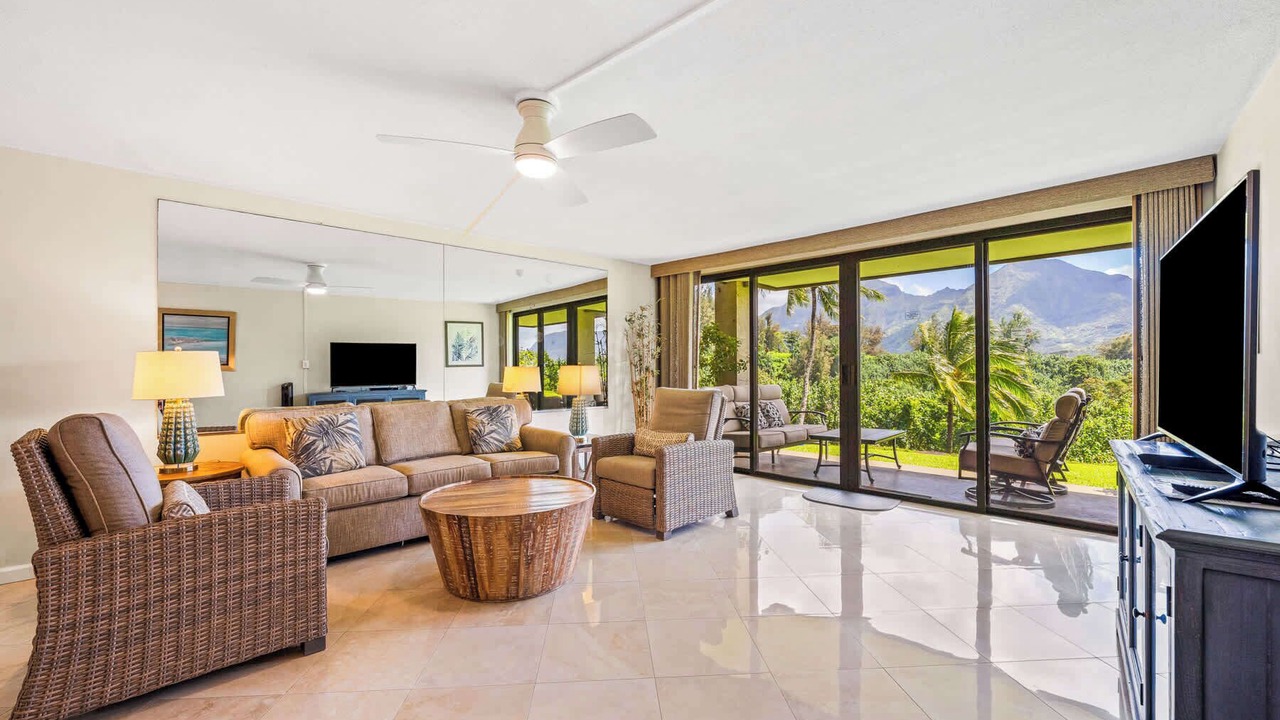 Photo of Livingroom in Princeville