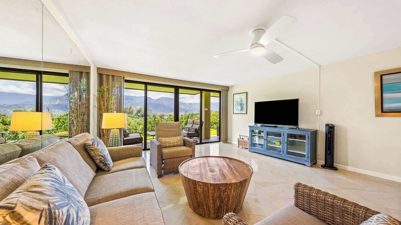 Photo of Livingroom in Princeville