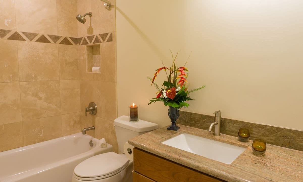 Photo of Bathroom in Princeville