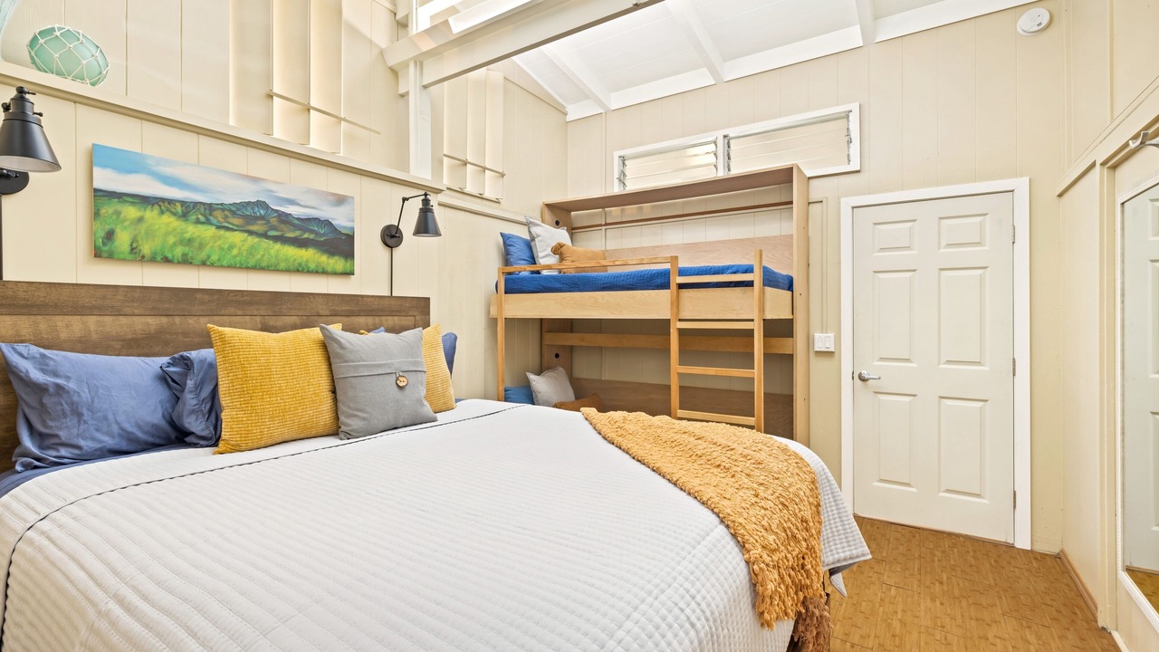 Photo of Bedroom in Poipu