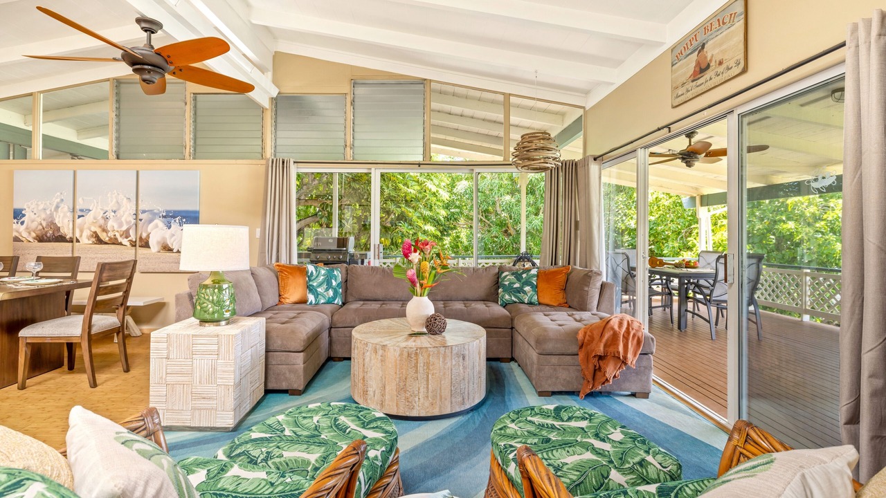 Photo of Livingroom in Poipu