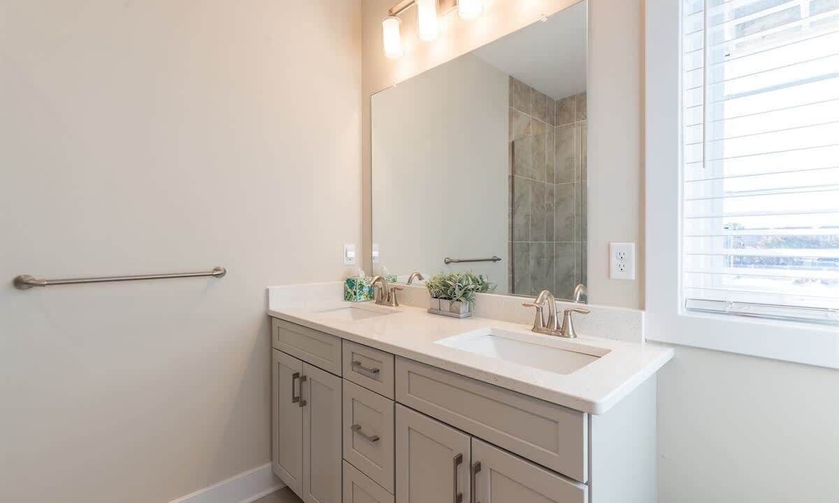 Photo of Bathroom in Caine Woods