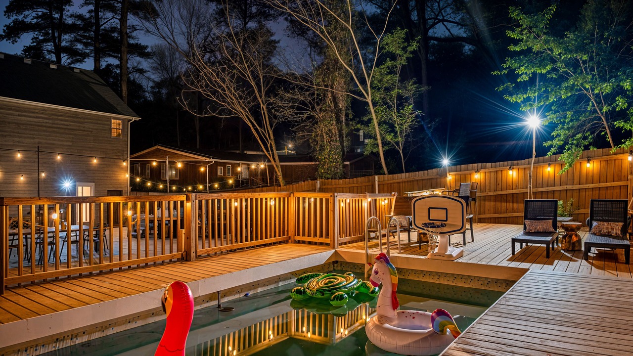 Photo of Outdoor in Collier Heights