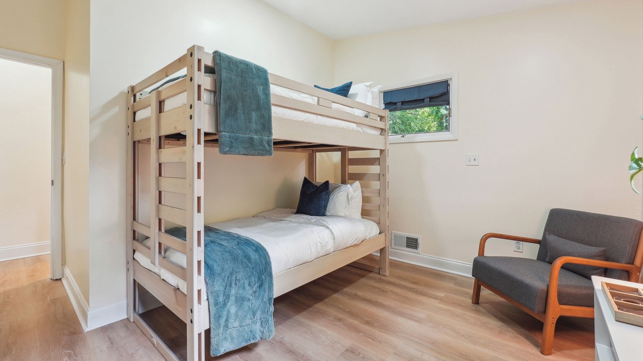 Photo of Bedroom in Lindridge-Martin Manor