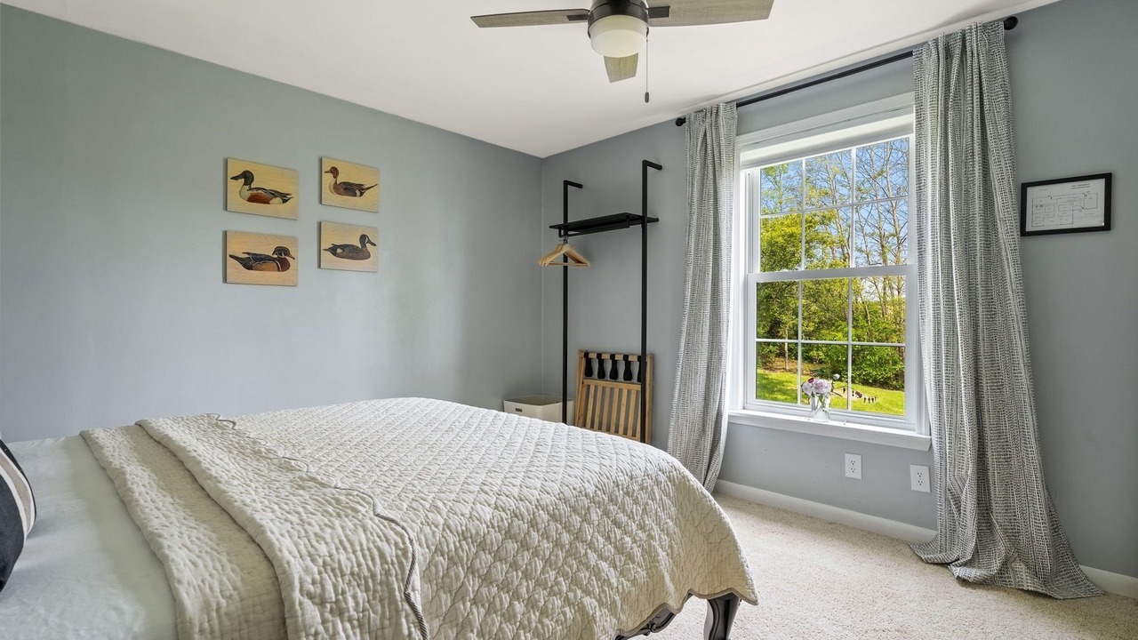 Photo of Bedroom in Hammondsport