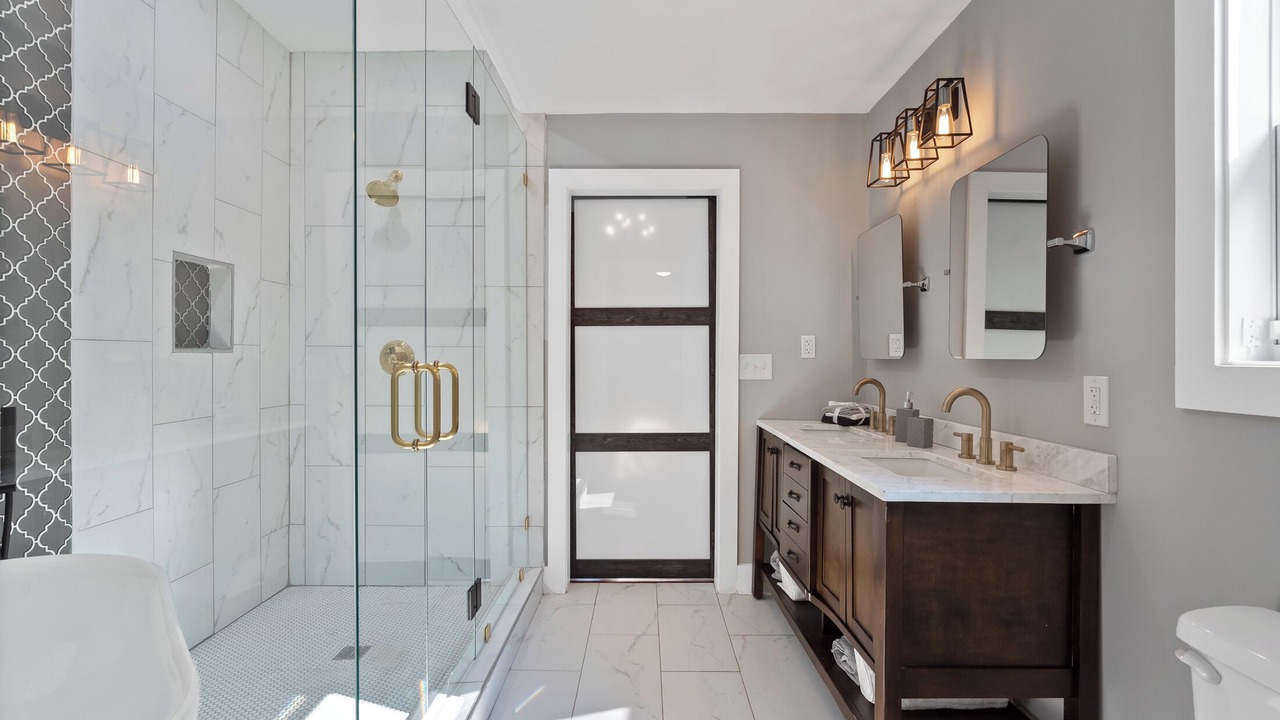 Photo of Bathroom in Covington Mill