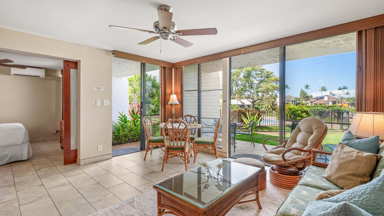 Photo of Livingroom in Napili