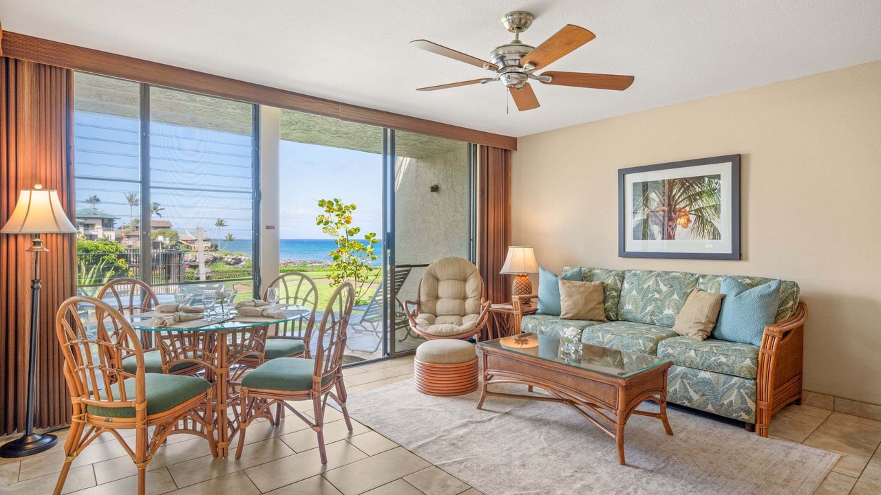 Photo of Livingroom in Napili