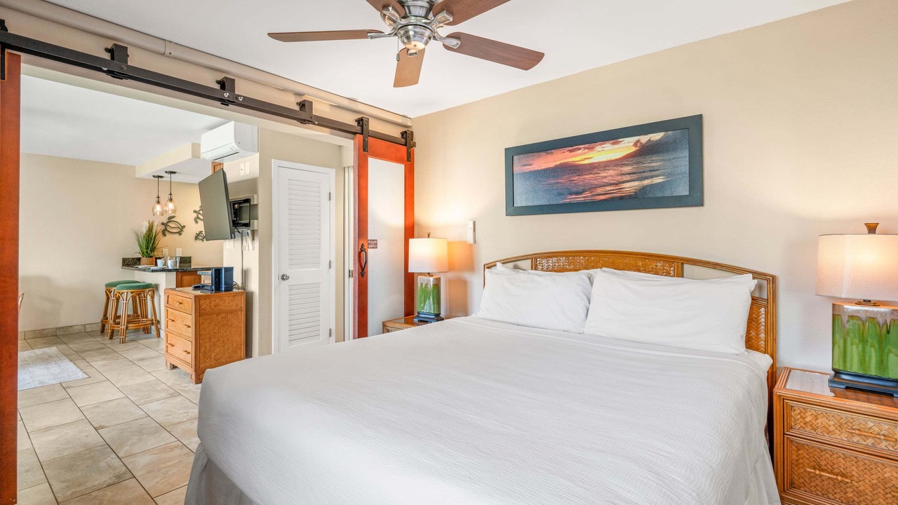 Photo of Bedroom in Napili