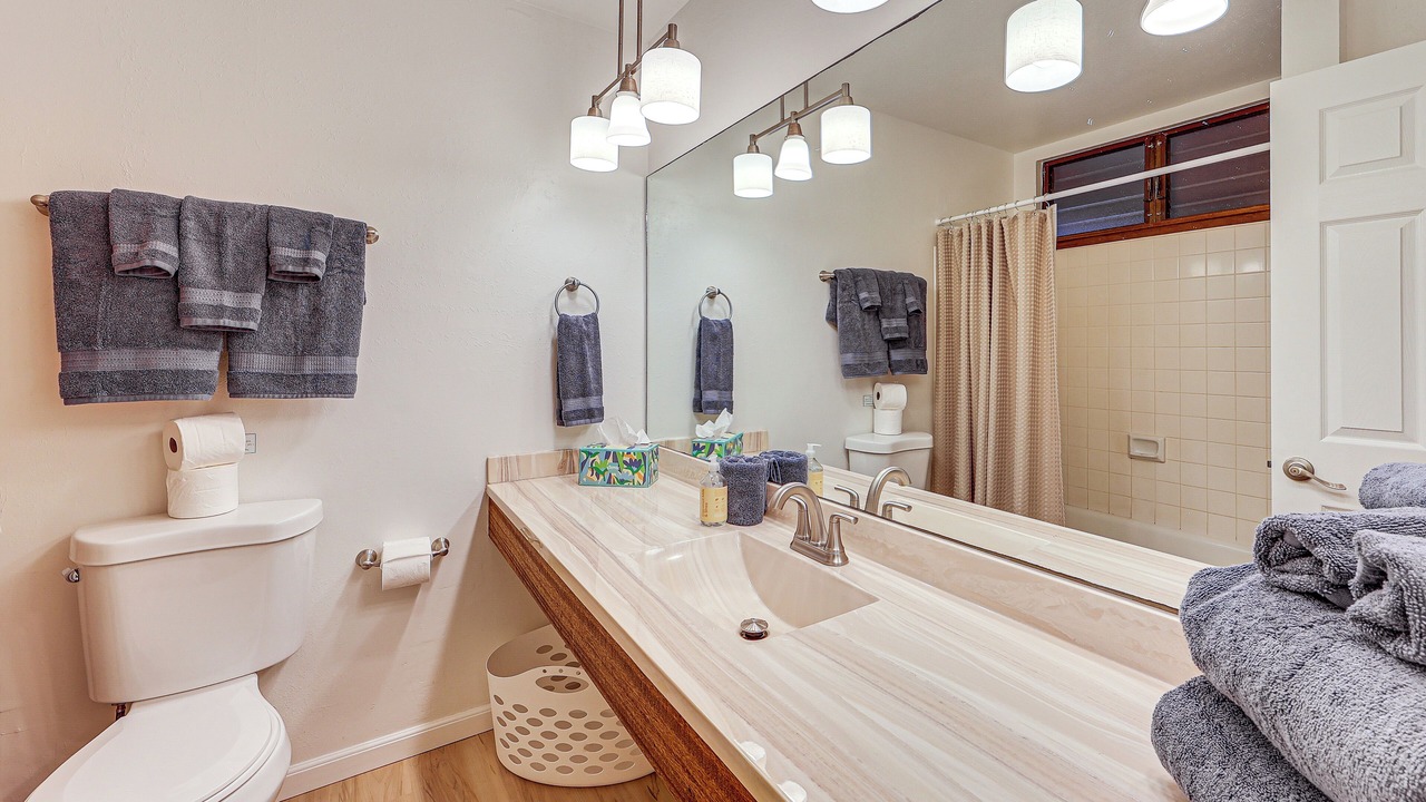 Photo of Bathroom in Nawiliwili