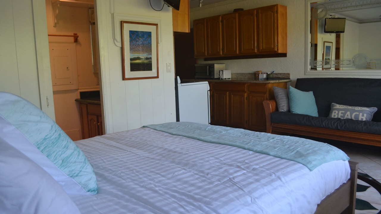 Photo of Bedroom in Poipu