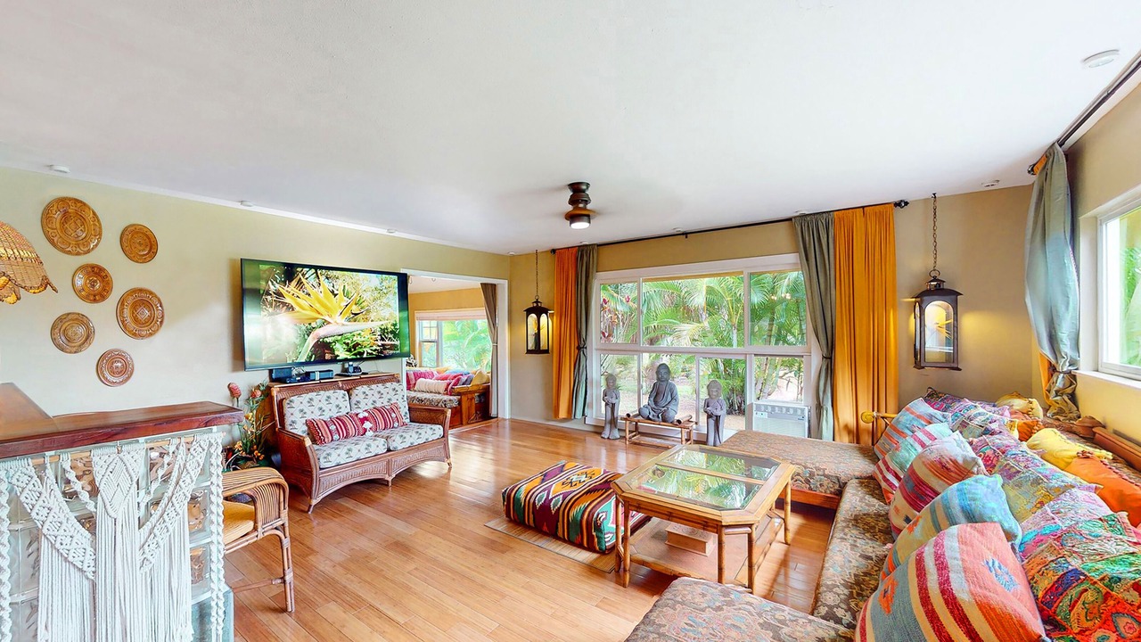 Photo of Livingroom in Princeville