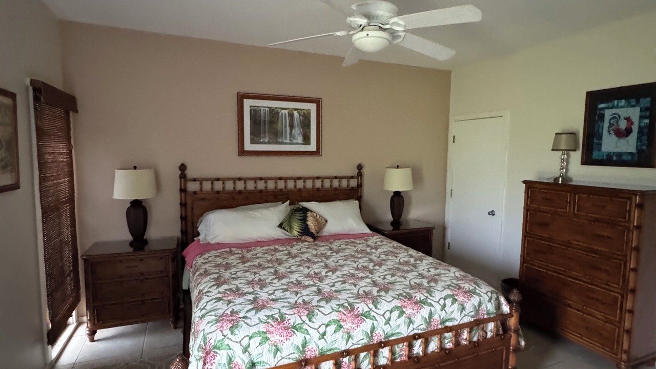 Photo of Bedroom in Poipu