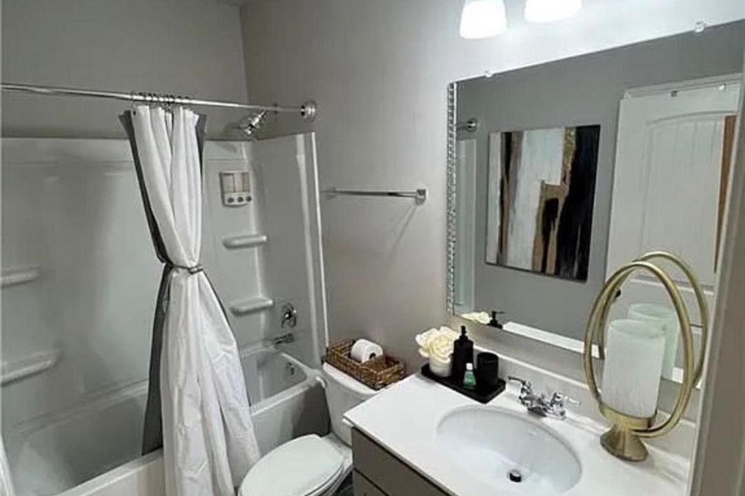 Photo of Bathroom in Cliftondale
