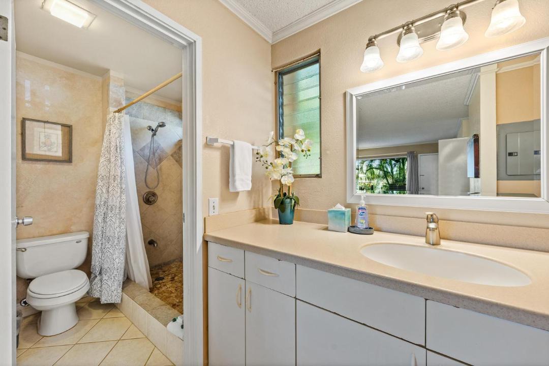 Photo of Bathroom in Princeville