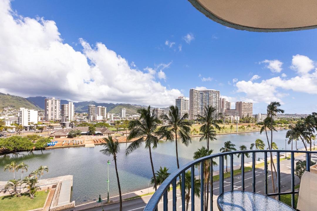 Photo of Others in McCully - Moiliili