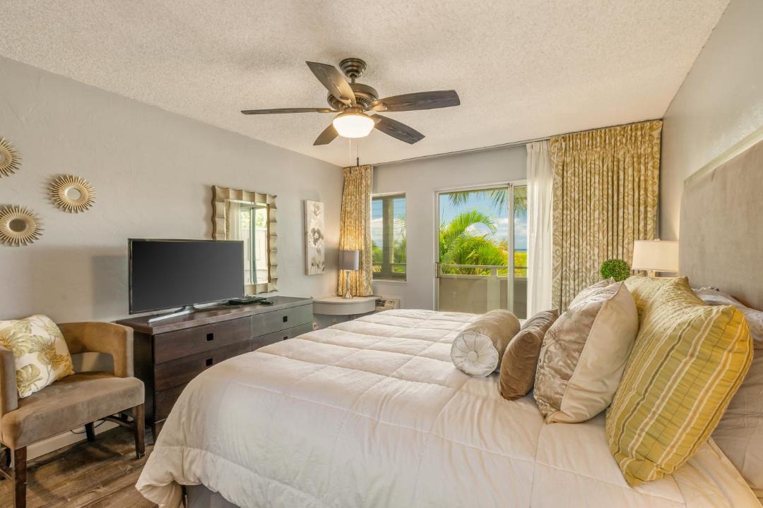 Photo of Bedroom in Wailua