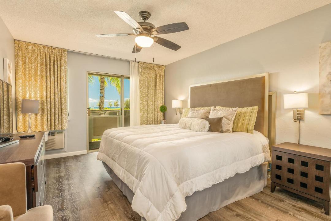 Photo of Bedroom in Wailua