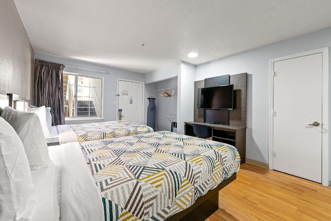 Photo of Bedroom in Gwinnett Place