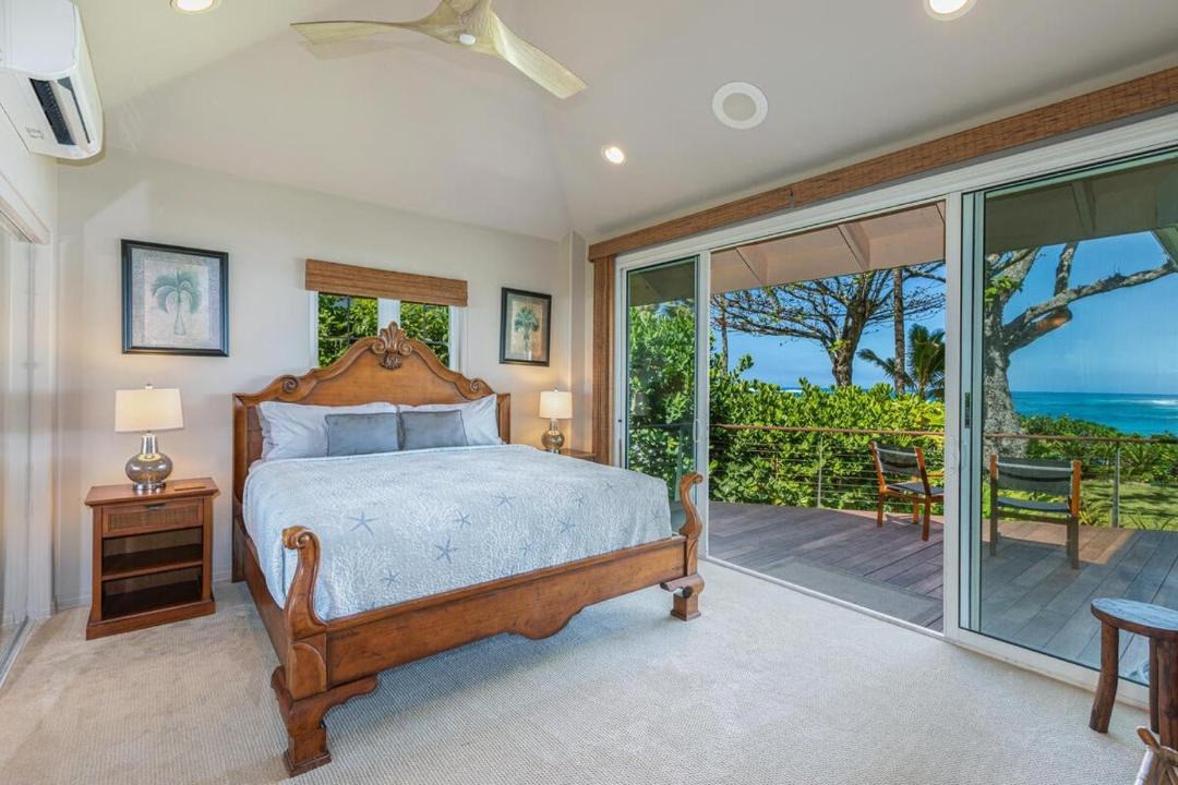 Photo of Bedroom in Wainiha