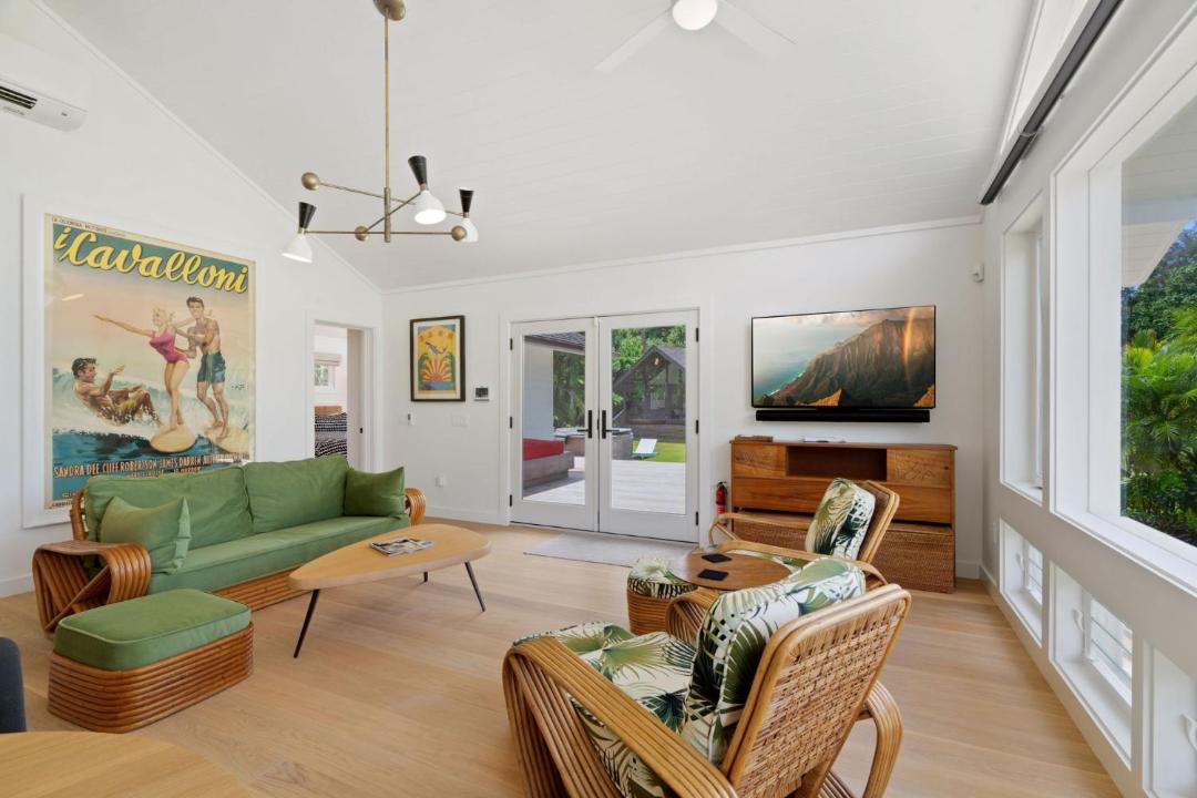 Photo of Livingroom in Kilauea