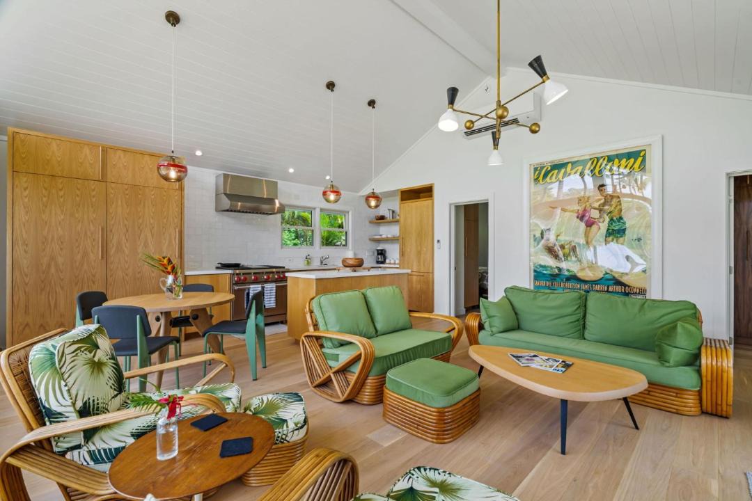 Photo of Livingroom in Kilauea