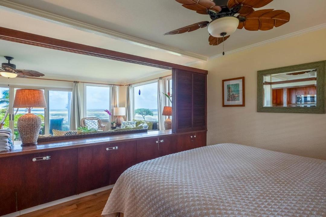 Photo of Bedroom in Wainiha