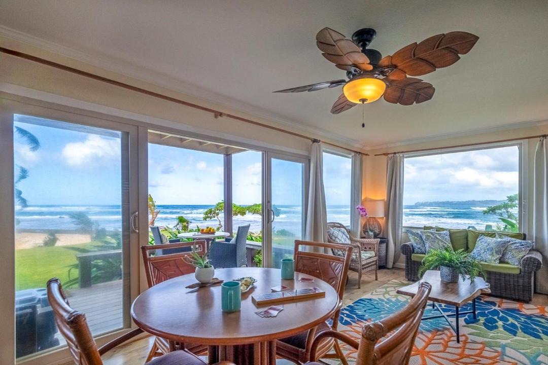 Photo of Livingroom in Wainiha