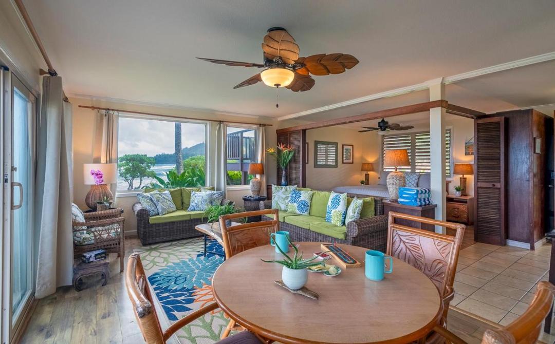 Photo of Livingroom in Wainiha
