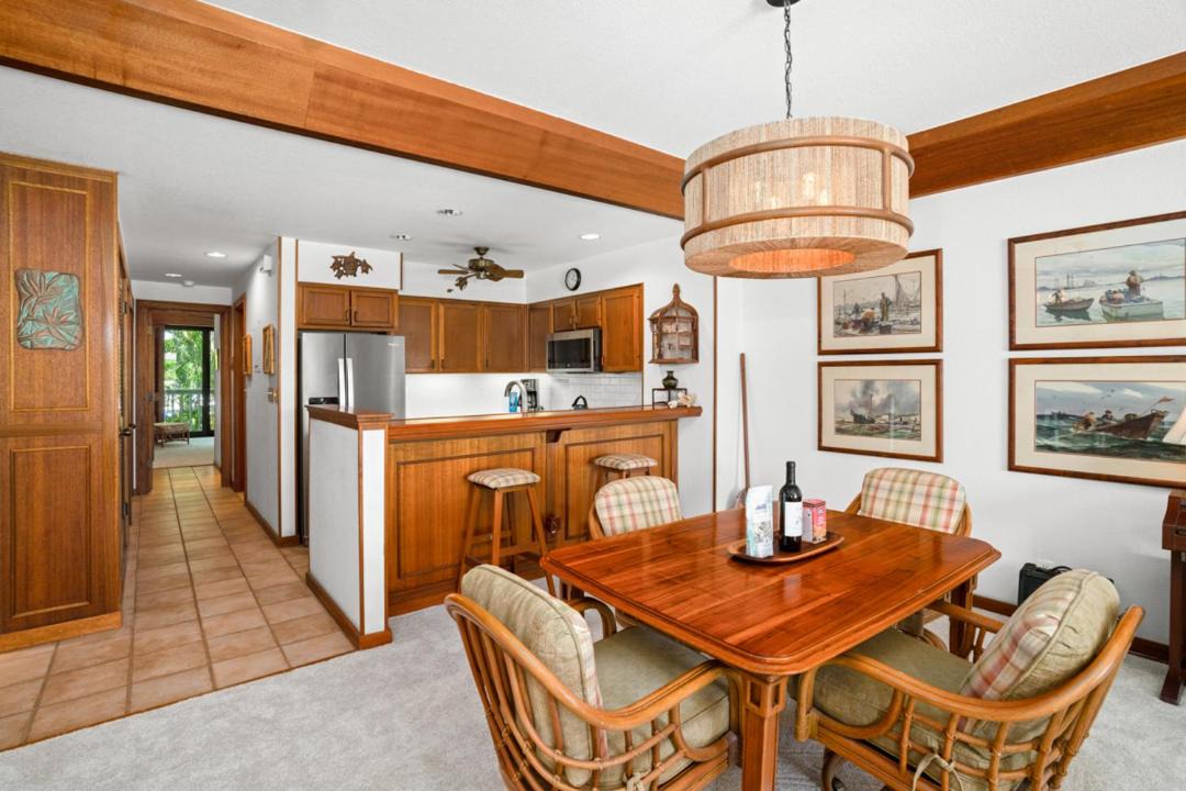 Photo of Livingroom in Poipu