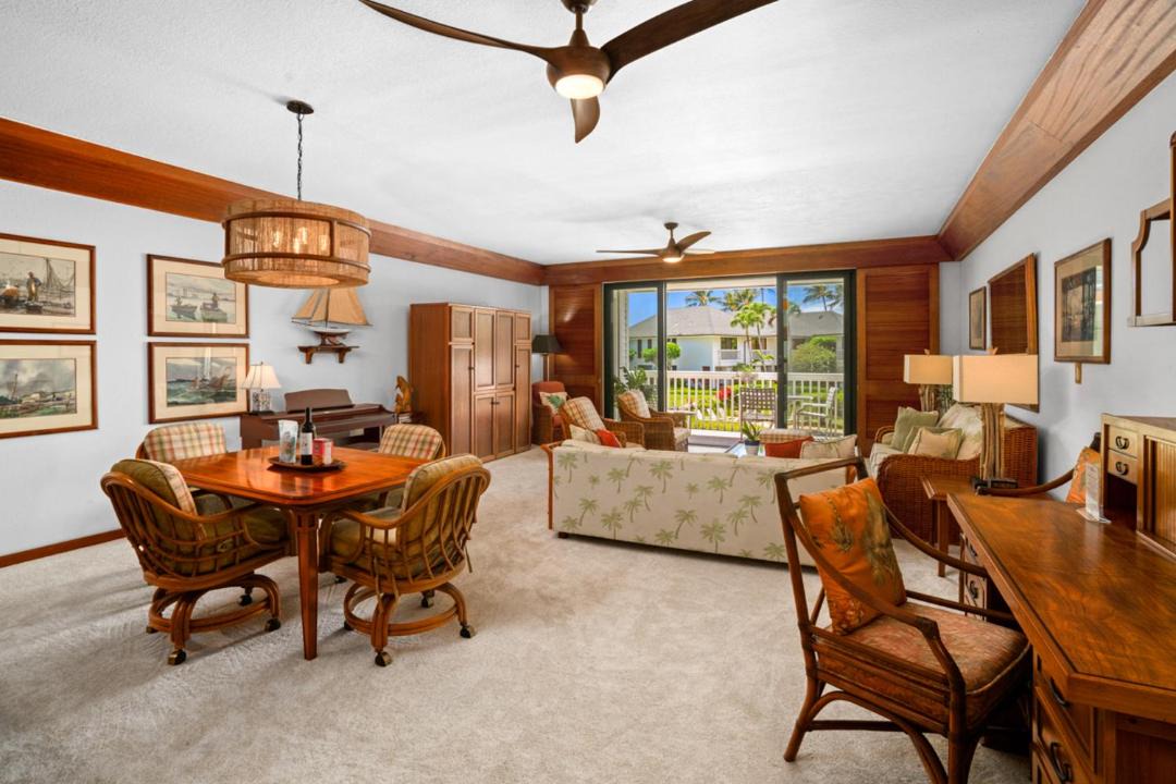 Photo of Livingroom in Poipu