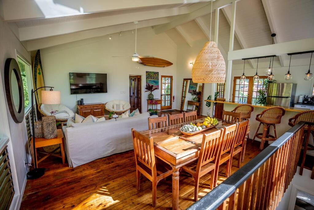 Photo of Livingroom in Hanalei