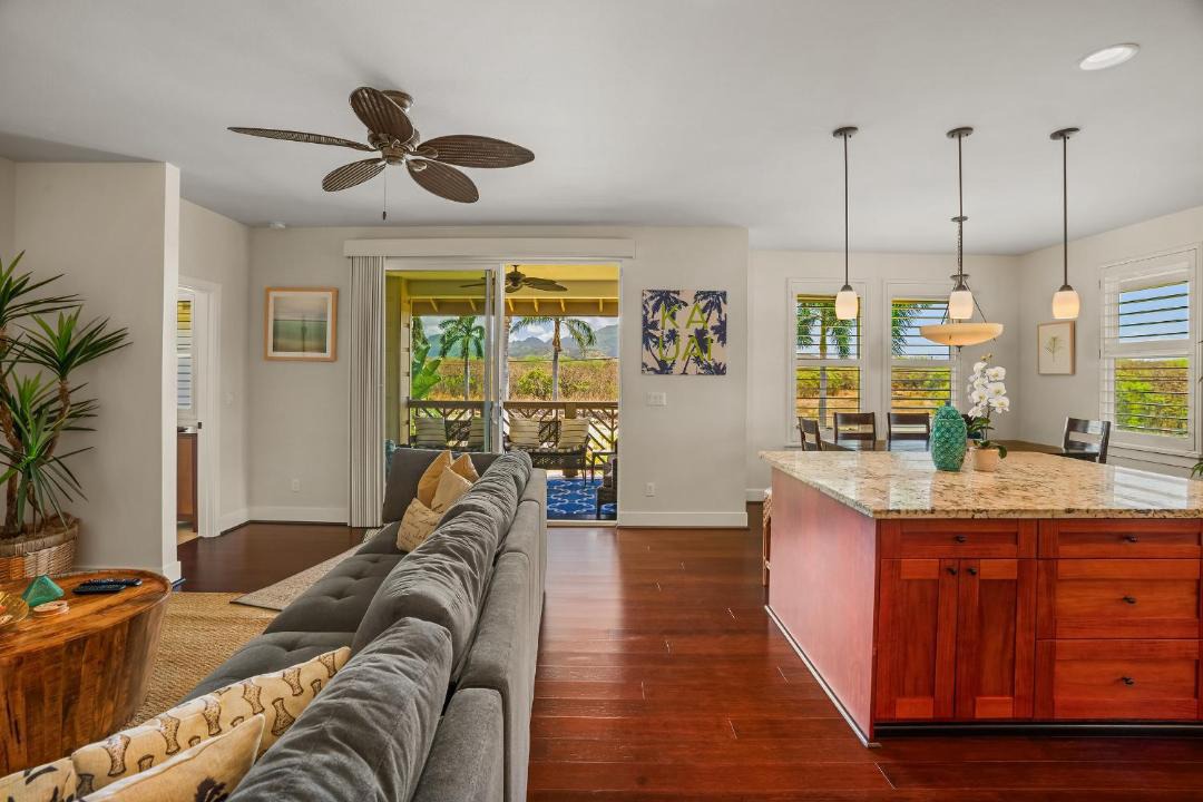 Photo of Livingroom in Poipu