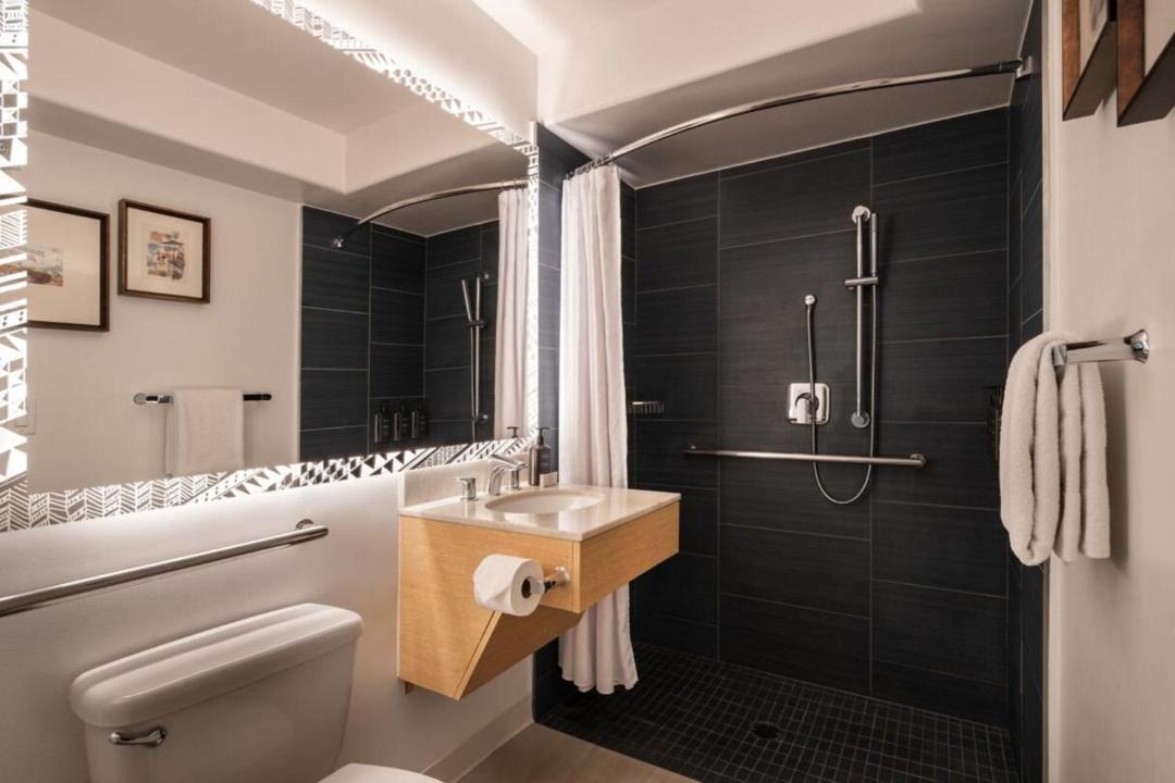 Photo of Bathroom in Wailua