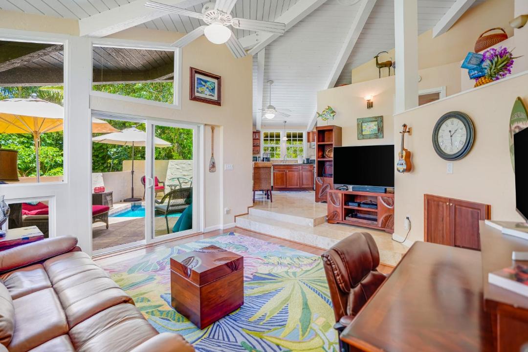 Photo of Livingroom in Princeville