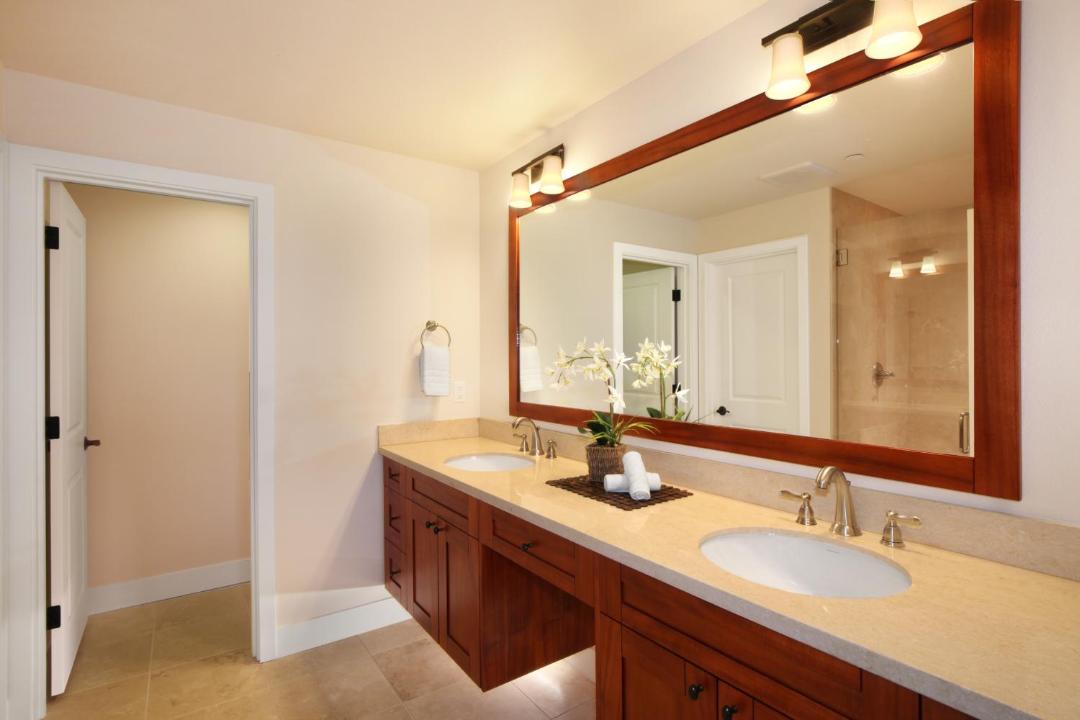 Photo of Bathroom in Poipu