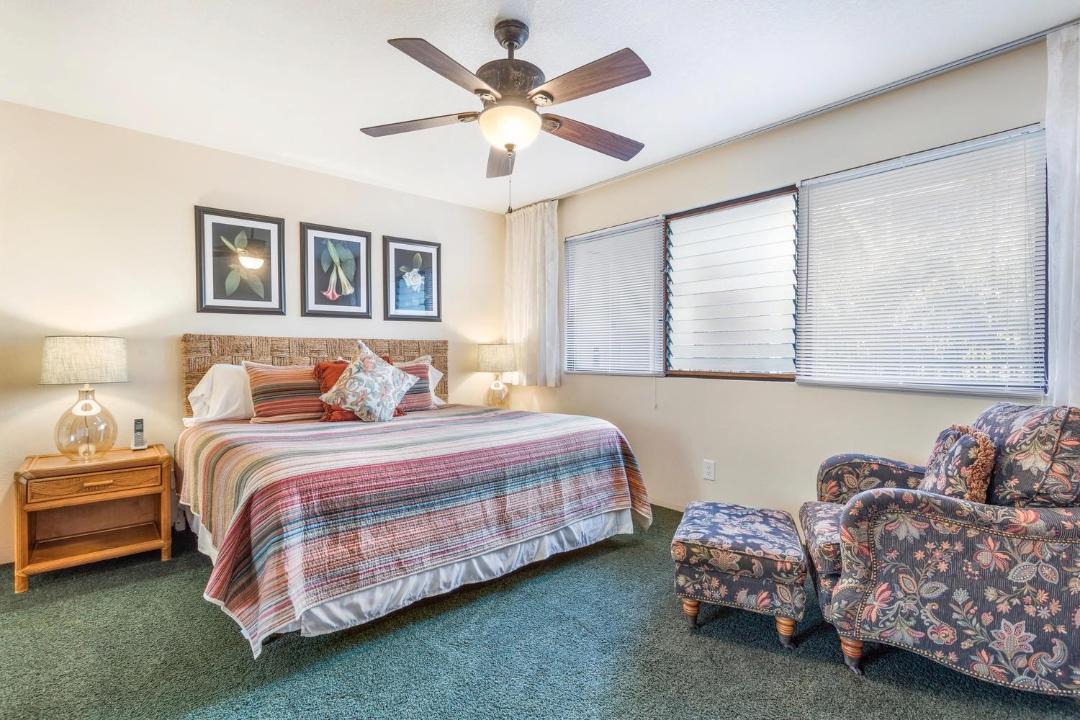 Photo of Bedroom in Kahaluu Bay