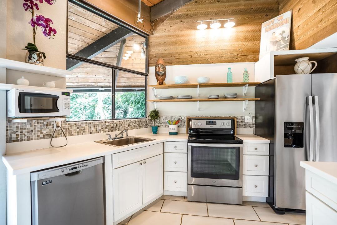 Photo of Kitchen in Princeville