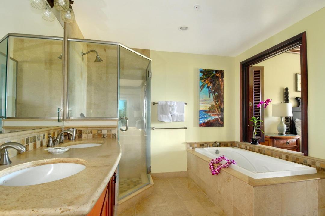 Photo of Bathroom in Wailua