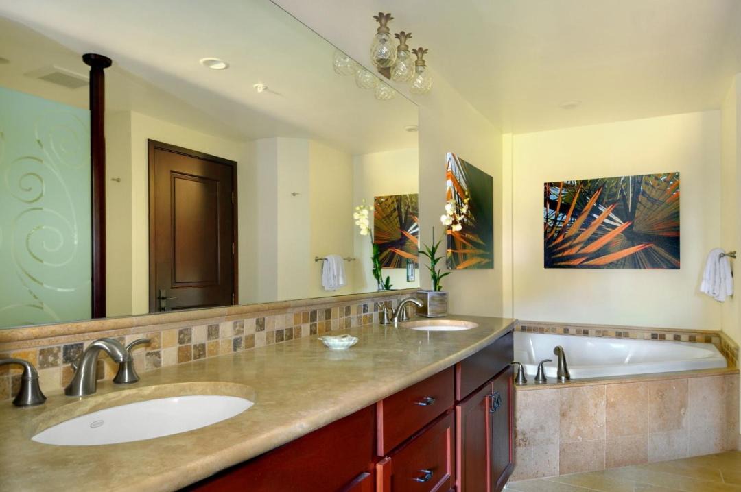 Photo of Bathroom in Wailua