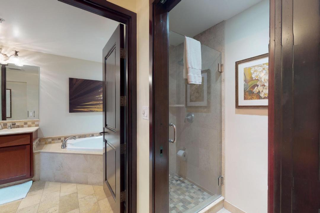 Photo of Bathroom in Wailua