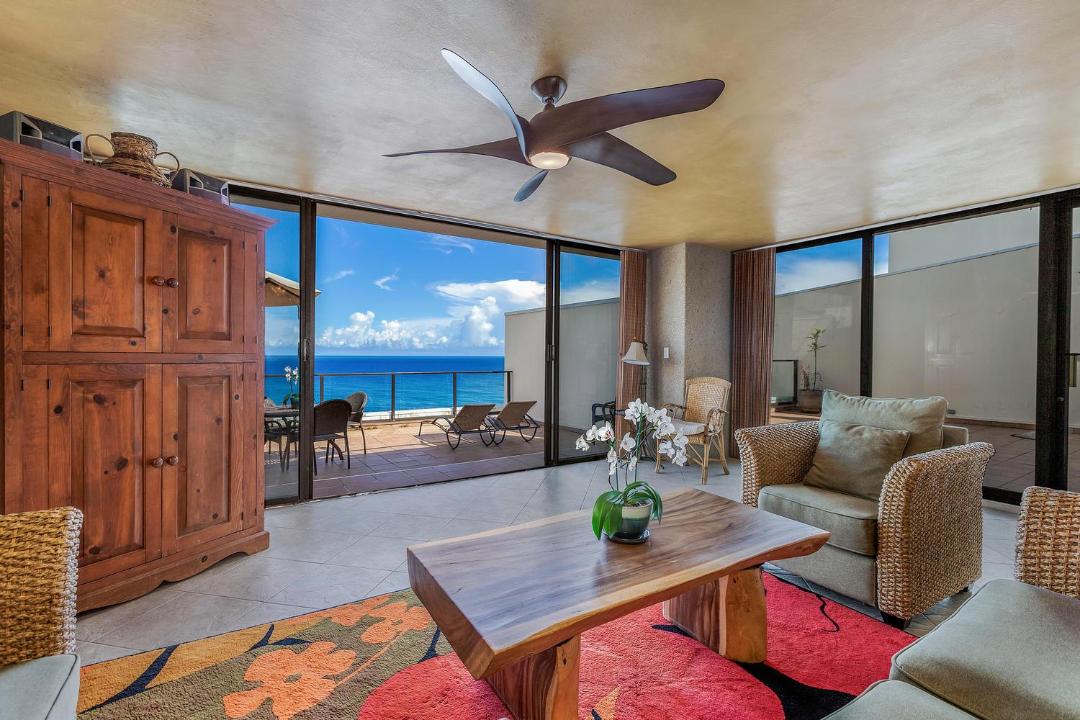 Photo of Livingroom in Princeville