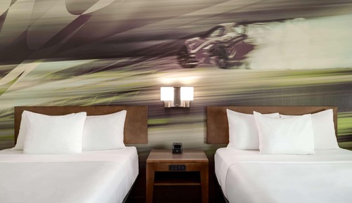 Room, 2 Queen Beds, Non Smoking (Hearing Impaired)