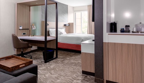 Suite, Multiple Beds