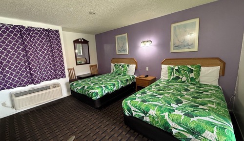 Standard Room, 2 Double Beds, Non Smoking, Private Bathroom (Upstairs)