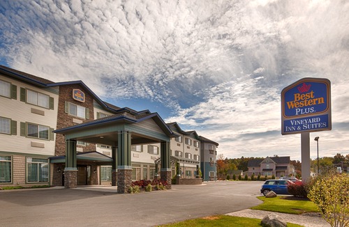Penn Yan Hotel | Best Western Plus Vineyard Inn & Suites