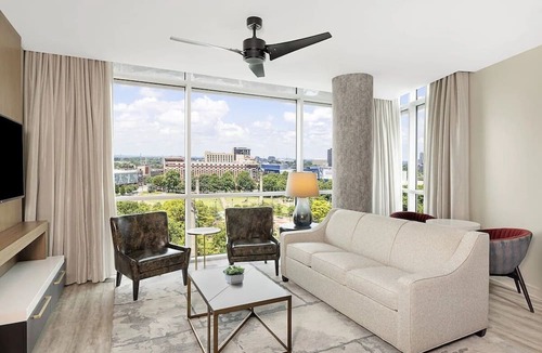 Fairlie-Poplar Historic District Condo | 2BD/Atlanta - Downtown w/Rooftop Pool and Pool Bar!