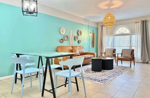 Norcross Condo | Charming Norcross Townhouse! Quiet & Convenient Stay
