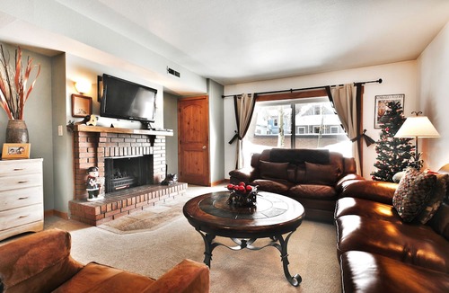 Downtown Park City Condo | Prime LOC-Town SKI Lift-Main Str-Heated Pool-Hot Tub open 12 months/year-WIFI