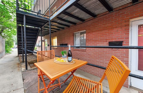 Old Town Condo | Azure Suite | Walkable Old Town Condo w/Park View